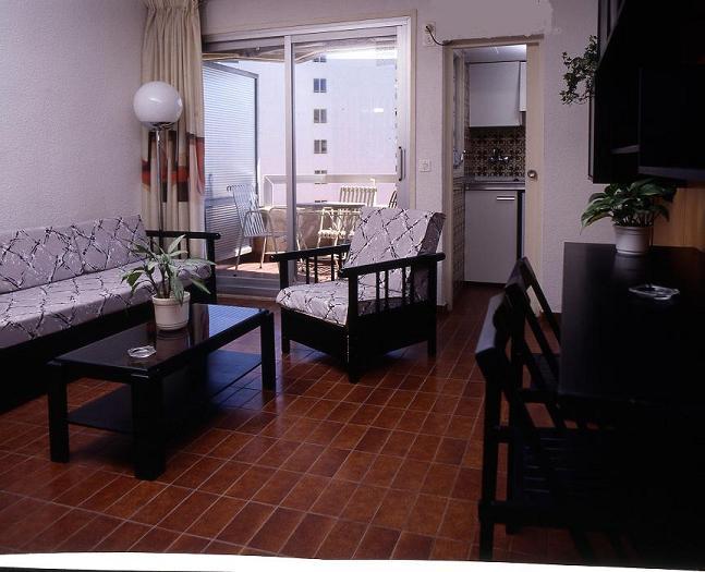 Rentalmar Alboran Apartments ซาลอว์ ภายนอก รูปภาพ